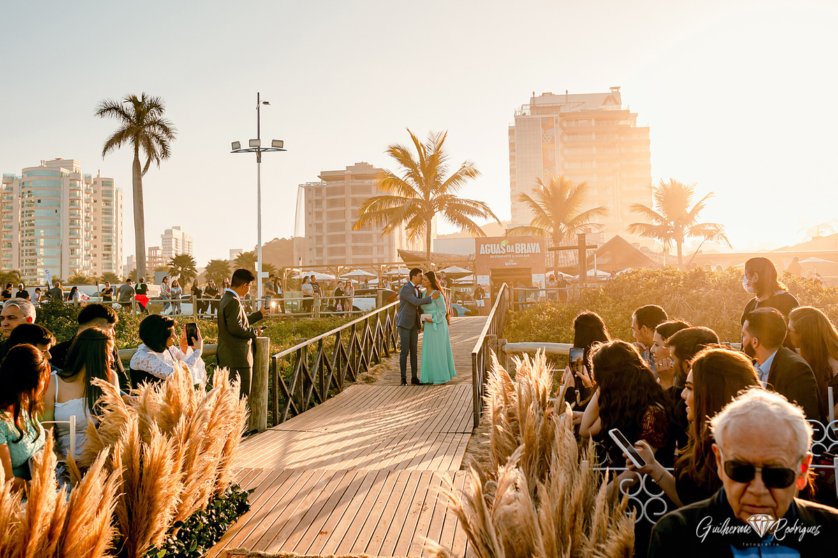 lugares para casar na praia brava