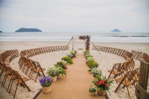 5 ideias de títulos:
1. Guia Completo: Os Melhores Espaços para Casamento na Praia Brava