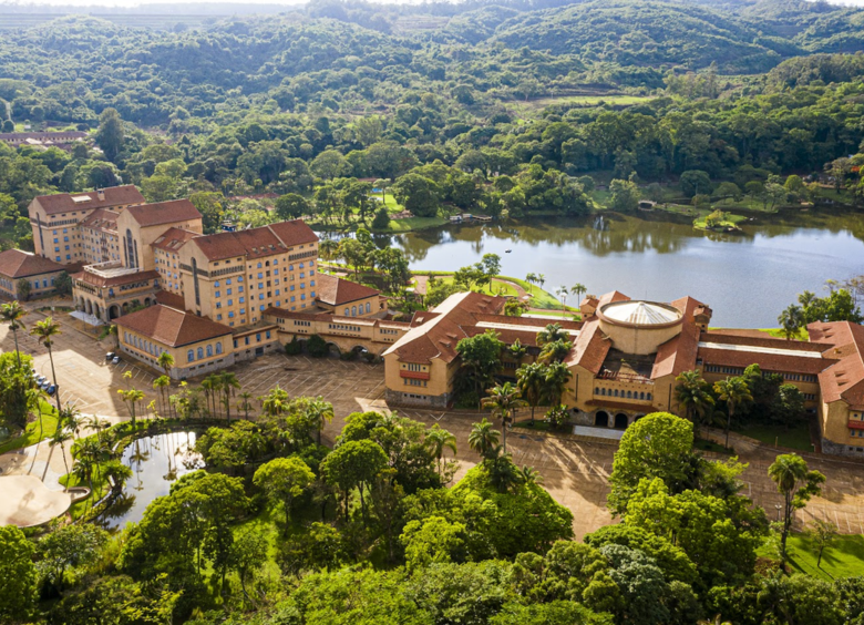 Culinária Mineira e Francesa: O Buffet do Restaurante Chez Beja para seu Casamento