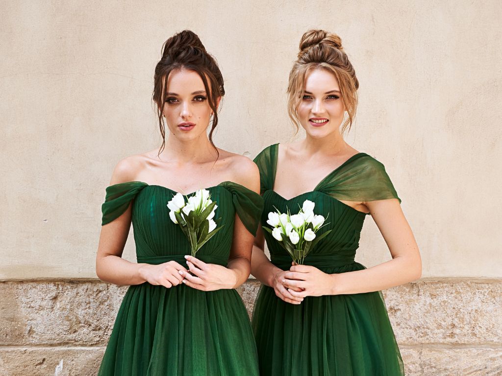 Verde Oliva vs. Verde Esmeralda: Qual Tom Escolher para o Casamento?