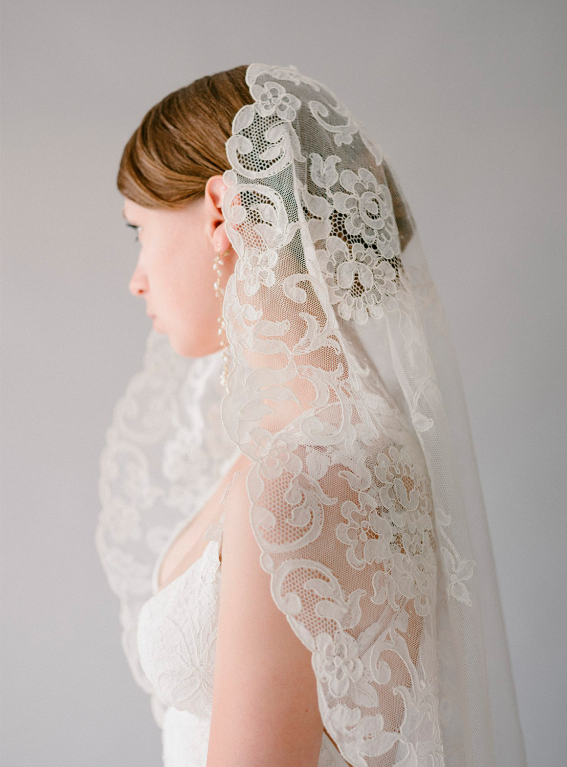 Como Escolher o Comprimento Ideal da Mantilha para Cada Cerimônia