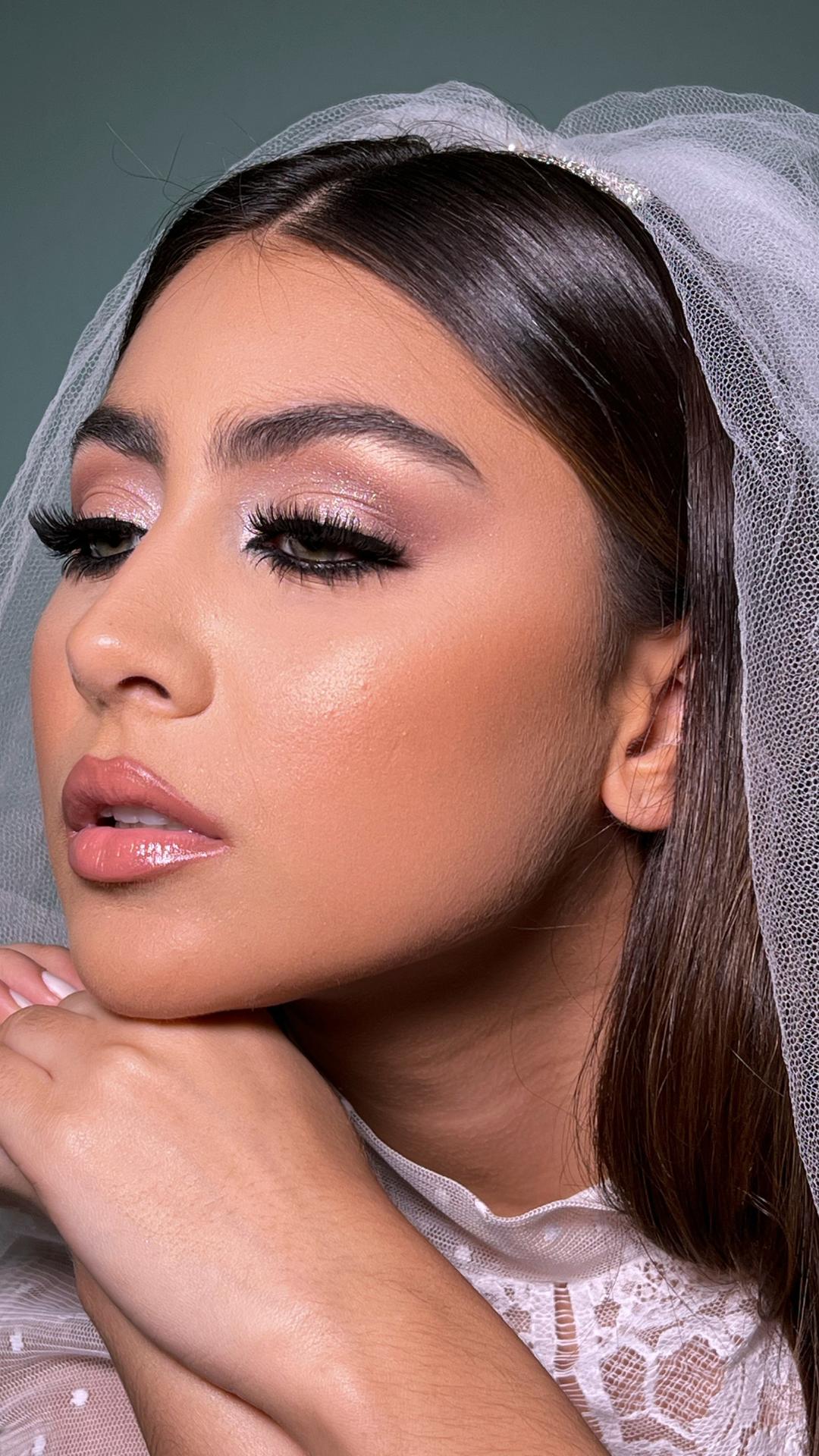 Maquiagem para Casamento Diurno vs. Noturno: O Guia Definitivo