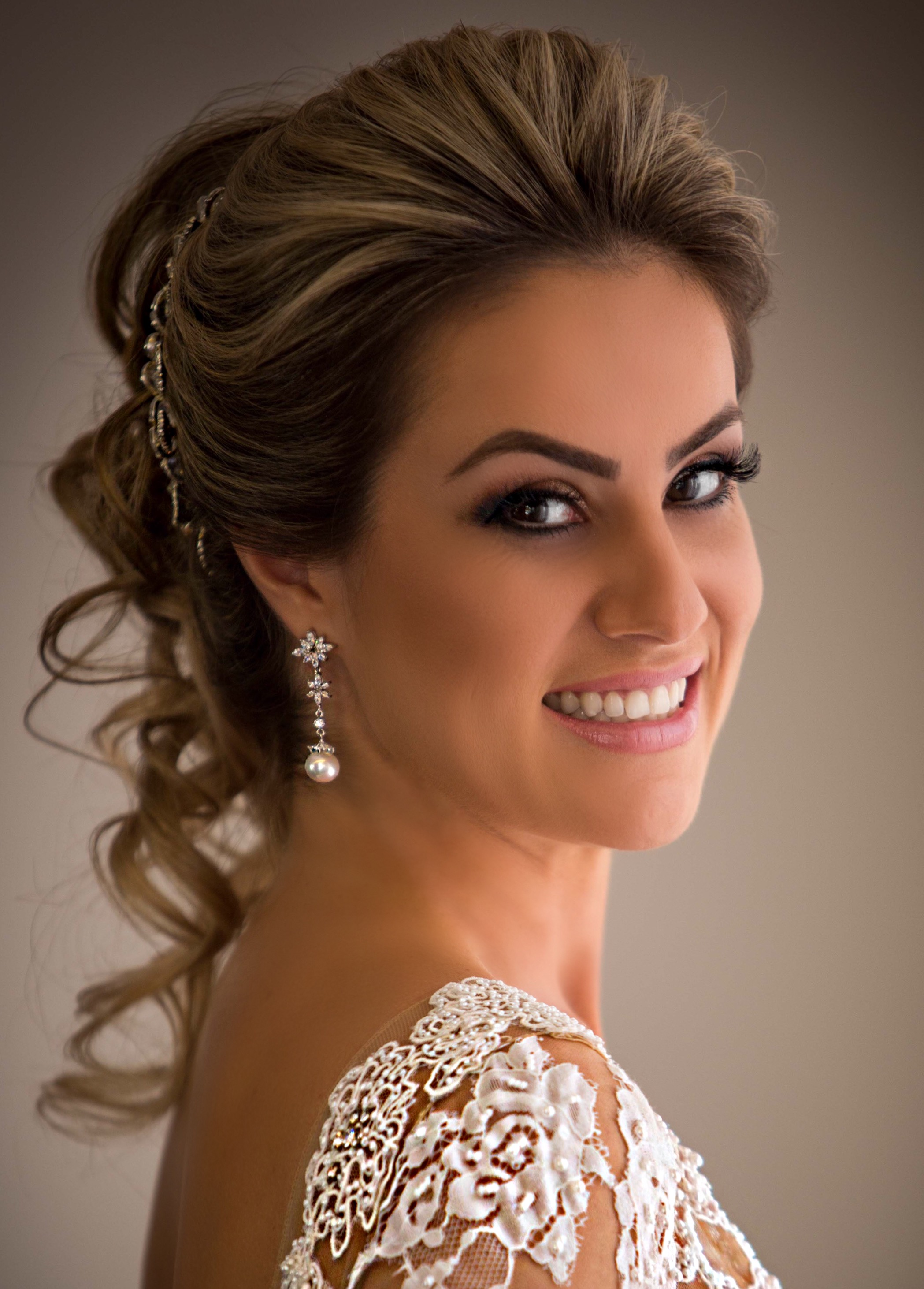 inspiração maquiagem de noiva clássica e romântica