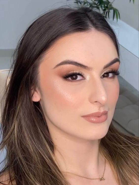 Maquiagem 'no-makeup' para madrinhas: o segredo da naturalidade sofisticada