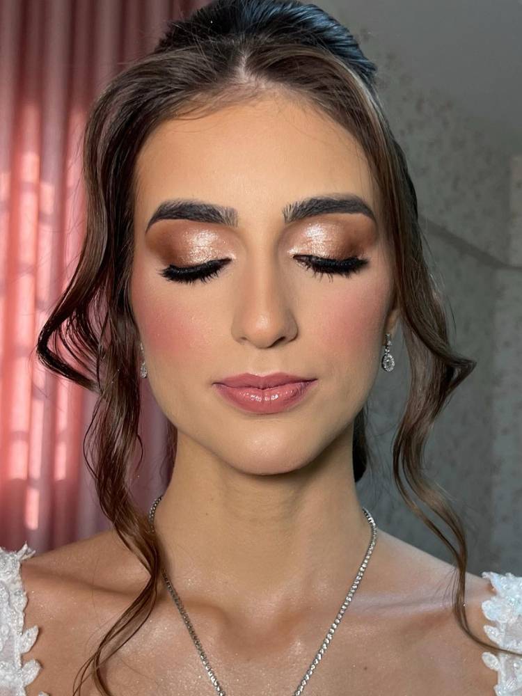 maquiagem para vestido noiva dourado