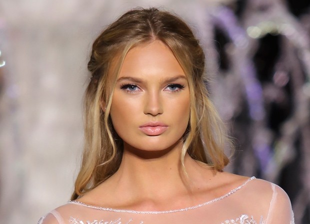 maquiagem para vestido noiva dourado