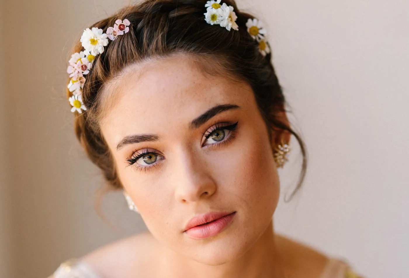 Como Escolher o Batom Ideal para Maquiagem de Casamento Simples