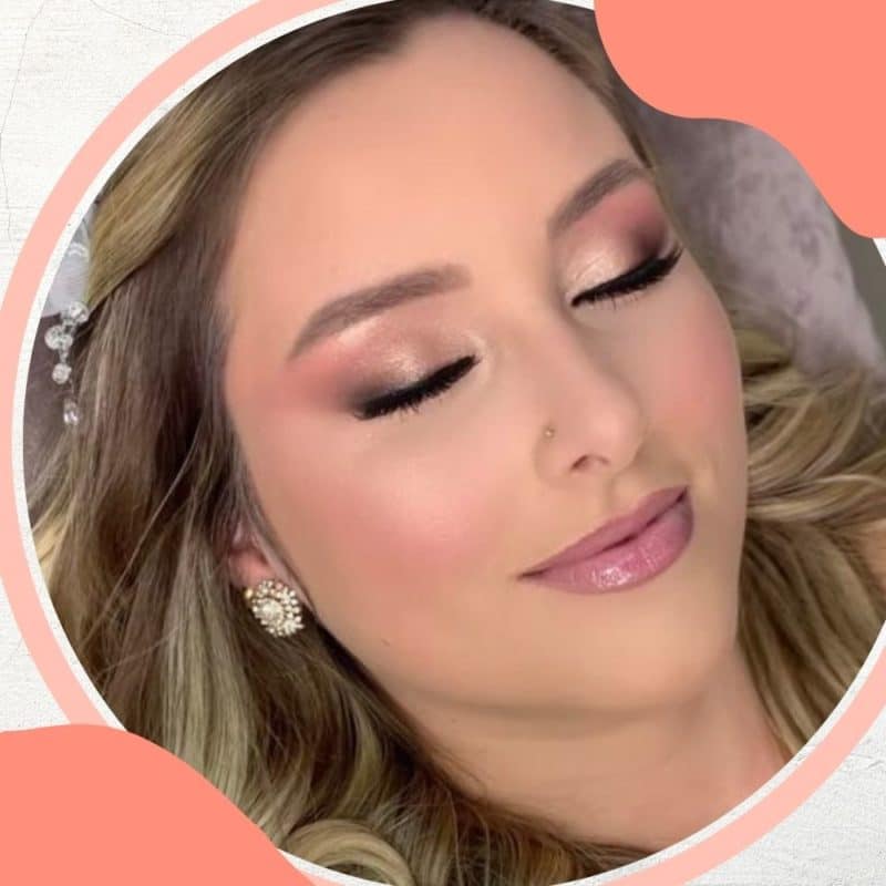 Maquiagem à Prova de Lágrimas: Produtos Essenciais para Casamento