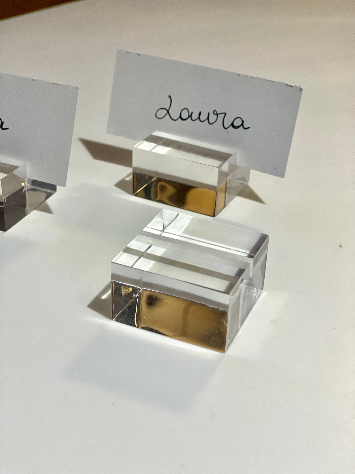 DIY: Marcadores de Lugar Criativos e Econômicos para Sua Festa