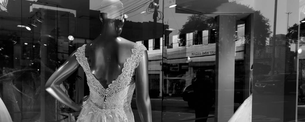 Os melhores estilos de vestidos de noiva e onde encontrá-los na Rua das Noivas