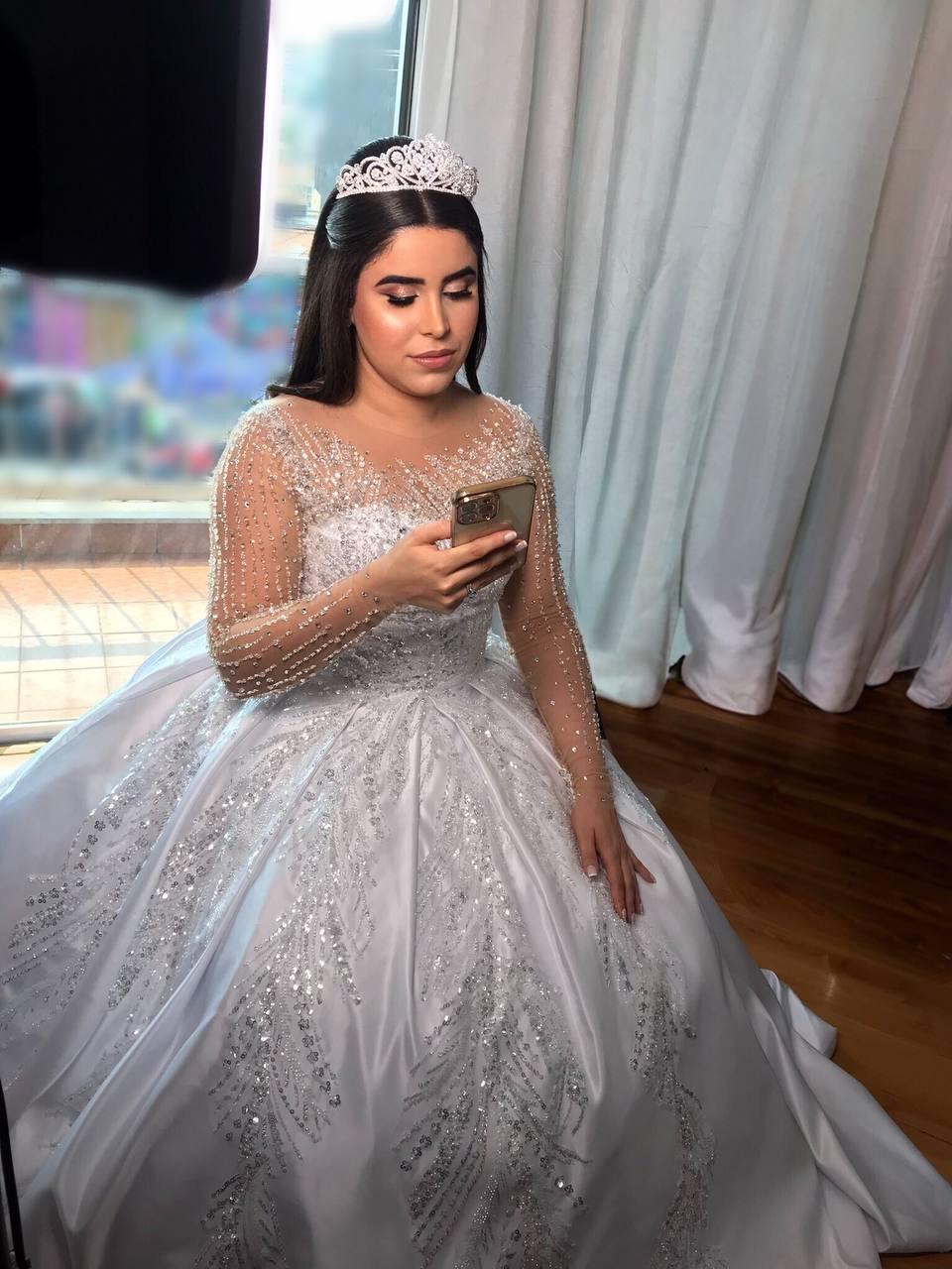 Os melhores estilos de vestidos de noiva e onde encontrá-los na Rua das Noivas