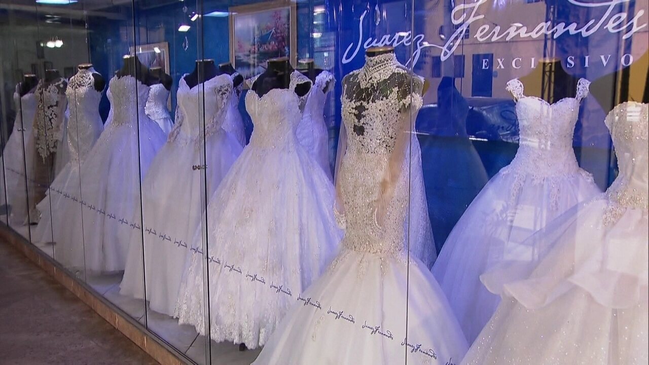 Aluguel ou compra? Descubra a melhor opção de vestido de noiva na Rua das Noivas