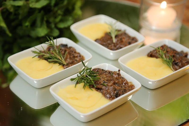 Dicas para personalizar o cardápio do seu mini wedding