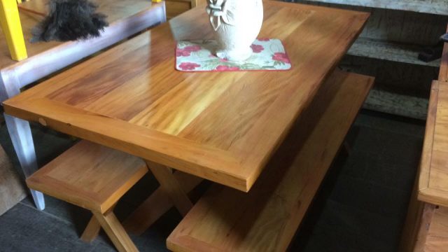 Como Escolher a Mesa de Madeira de Demolição Ideal para Sua Casa