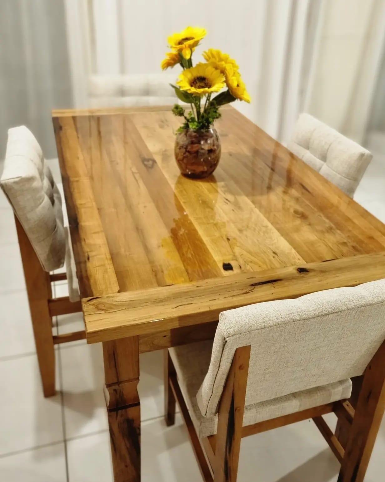 Como Escolher a Mesa de Madeira de Demolição Ideal para Sua Casa