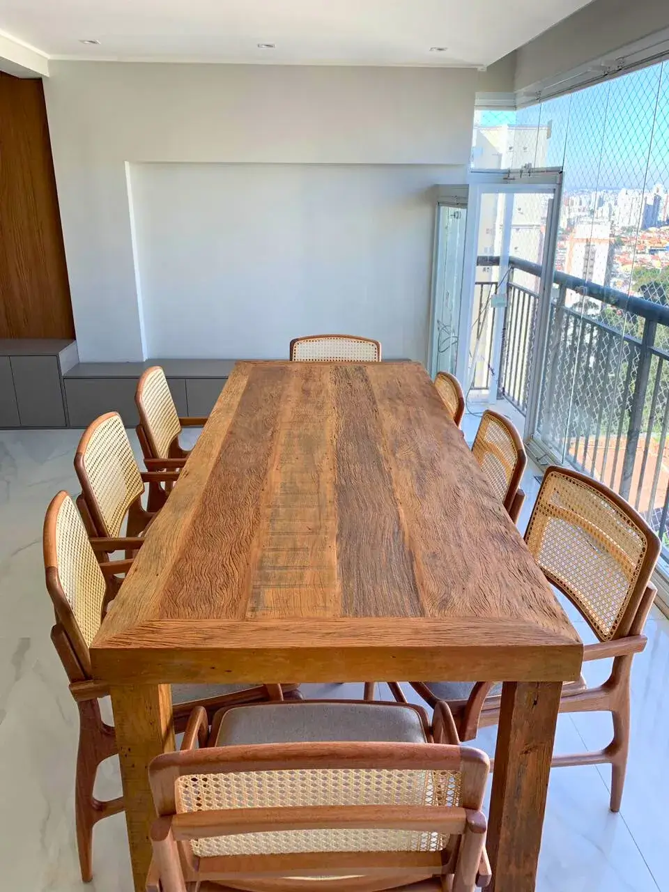 Modelos Inovadores de Mesas de Demolição: Do Ladrilho ao Banco Multifuncional