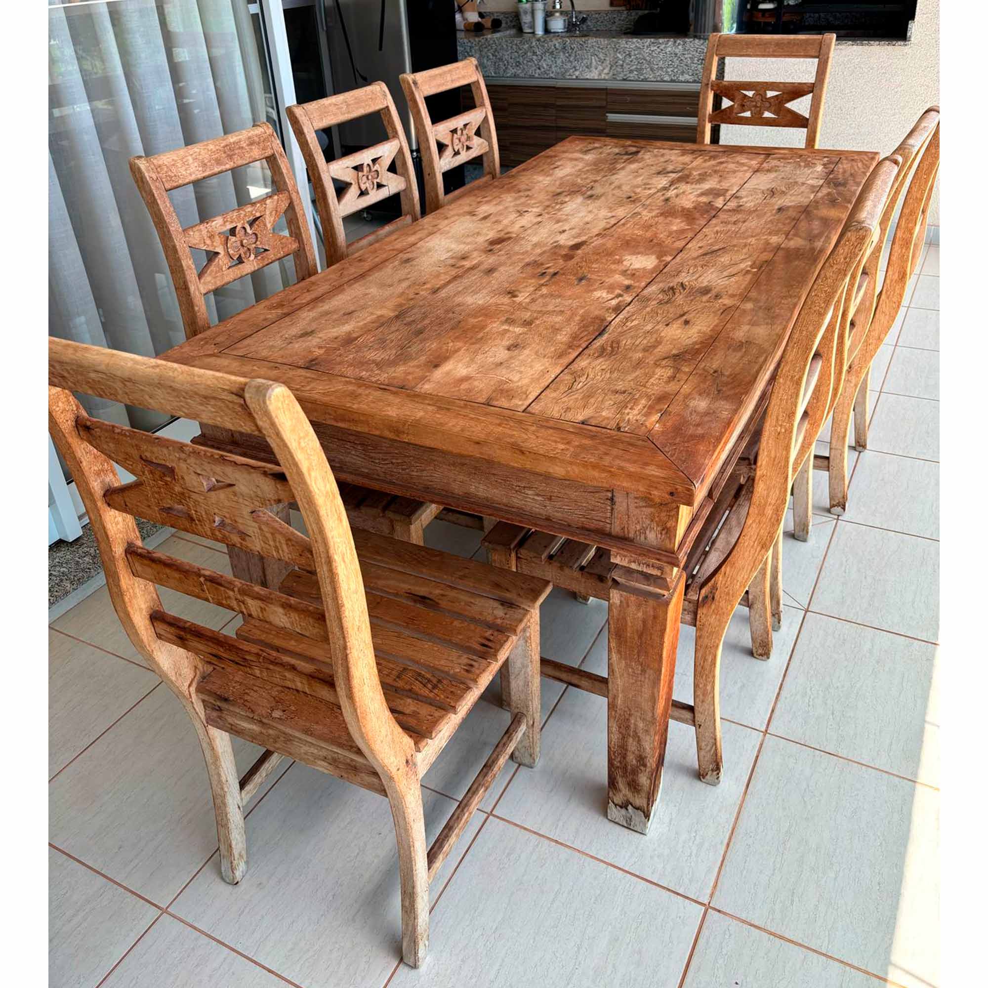 Peroba Rosa: Por Que é a Melhor Madeira para Sua Mesa de Demolição?