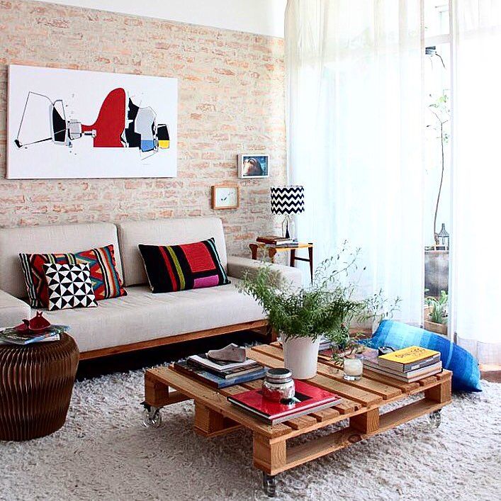 Onde comprar mesas laterais baratas e de qualidade