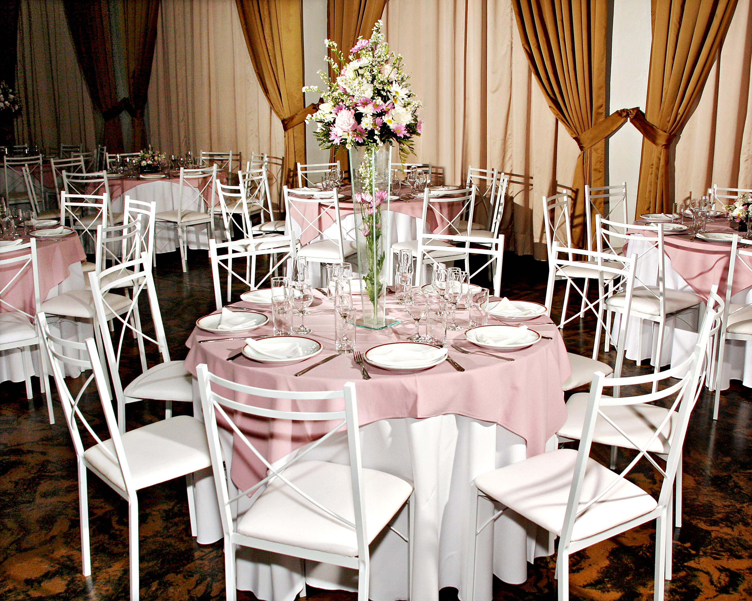 vantagens mesa redonda em eventos