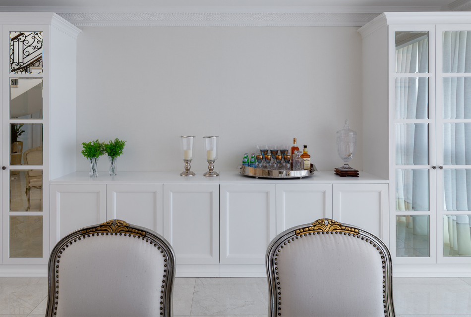 5 ideias de títulos:
1. Móveis Clássicos: Guia Completo de Estilos