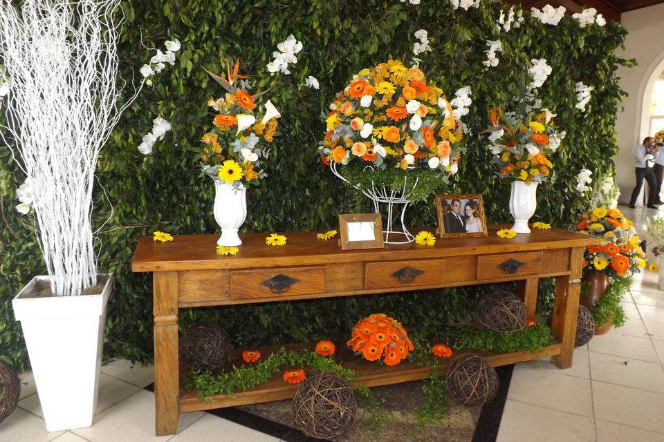 Como Escolher a Madeira Ideal para Móveis Rústicos de Eventos