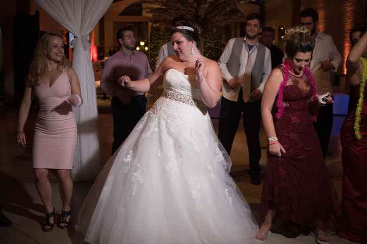 multa por danos vestido de noiva alugado