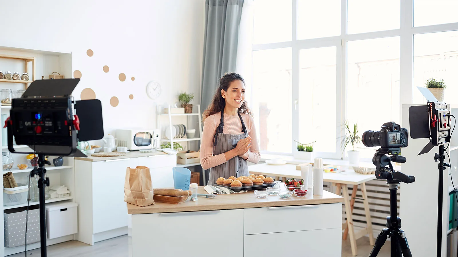 5 ideias de títulos:
1. Descubra Músicas em Vídeos: O Guia Completo do Shazam
2. Trilha Sonora Perfeita: Onde Encontrar Músicas Royalty-Free para Seus Vídeos
3. Evite o Copyright: As Melhores Plataformas de Música Gratuita para Criadores
4. Músicas em Alta para Vídeos: Tendências de 2025/2026
5. Como Adicionar Músicas em Vídeos: Ferramentas Essenciais para Edição