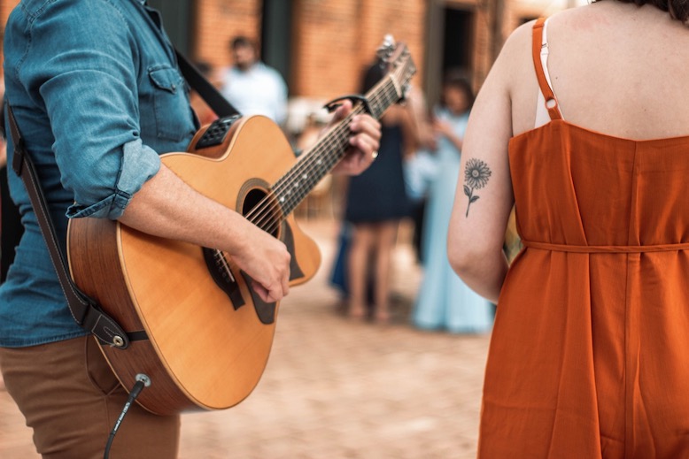 Dicas de Músicas para Vídeos Românticos no Instagram e TikTok