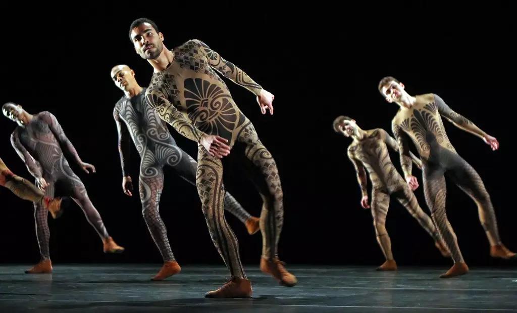 erros comuns ao escolher musica primeira danca