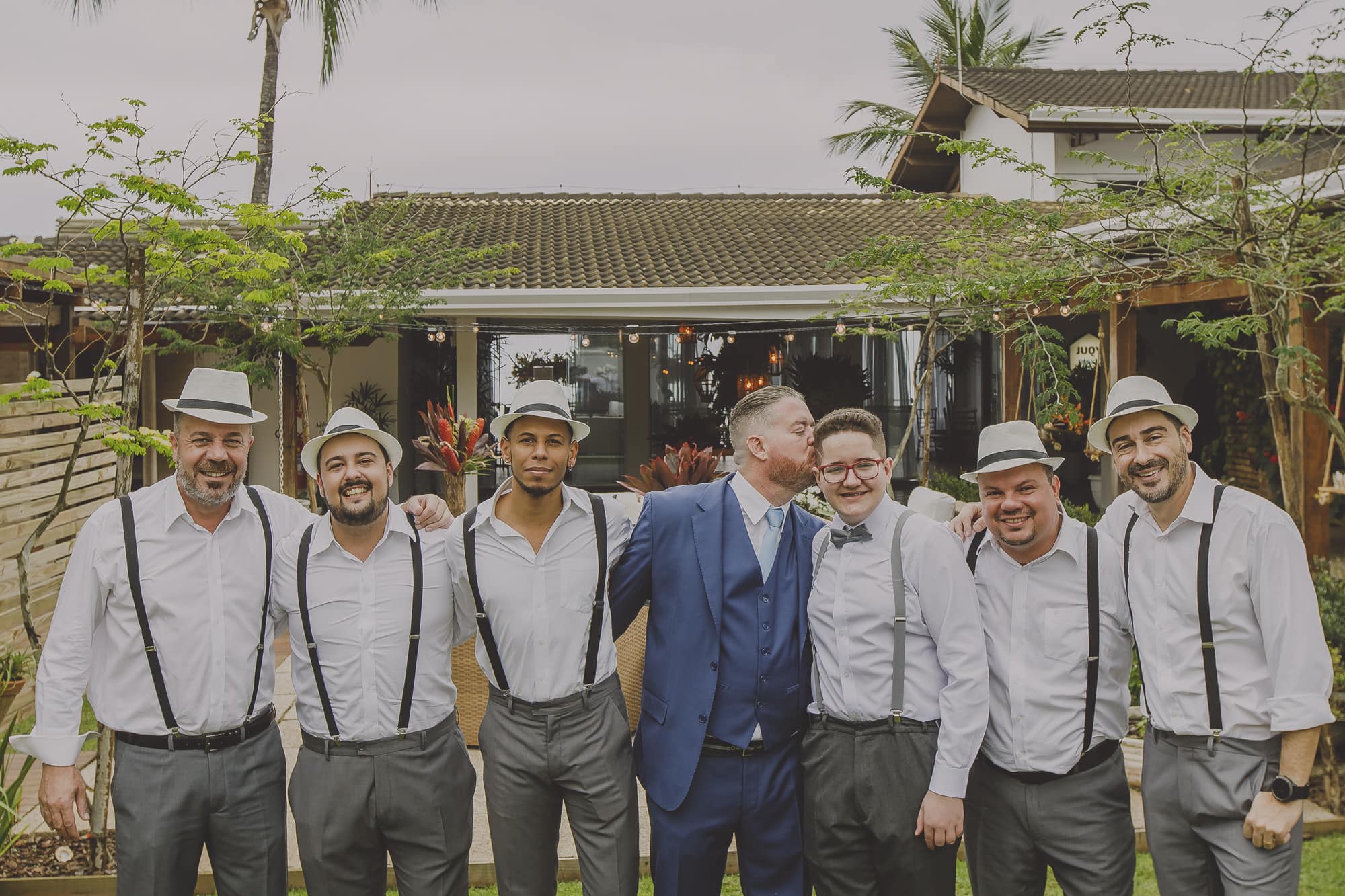 Casamento no cartório: por que a bermuda é proibida para o noivo?