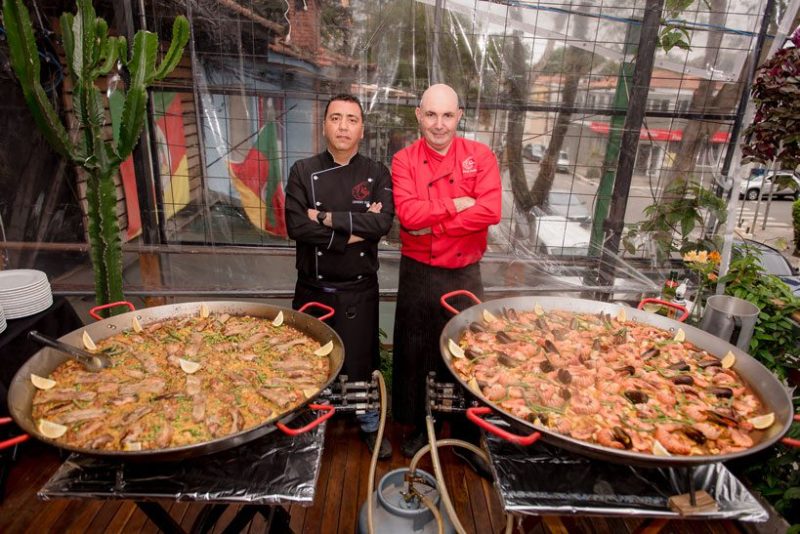 paella gigante em casamento