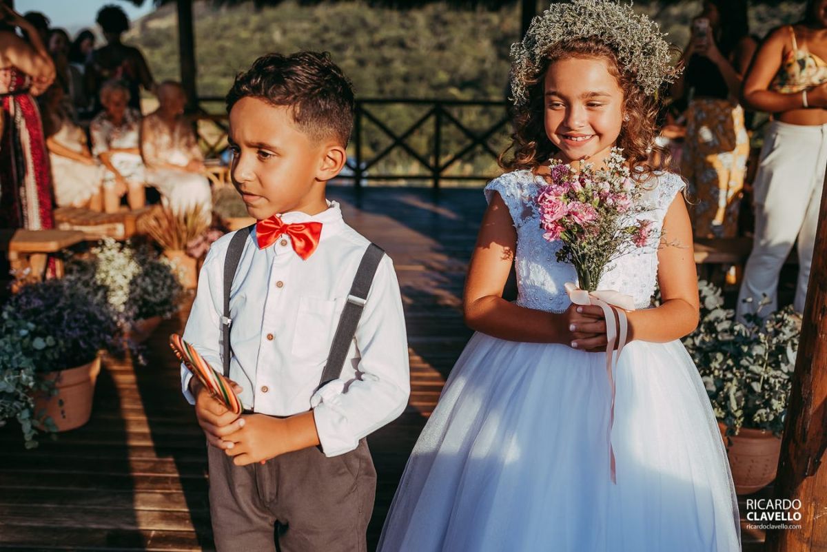 Plaquinhas para pajens: Frases divertidas e emocionantes