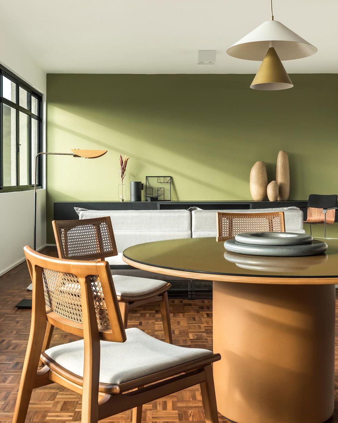 Além do Verde Oliva: Descubra Outros Tons de Verde para Seus Projetos