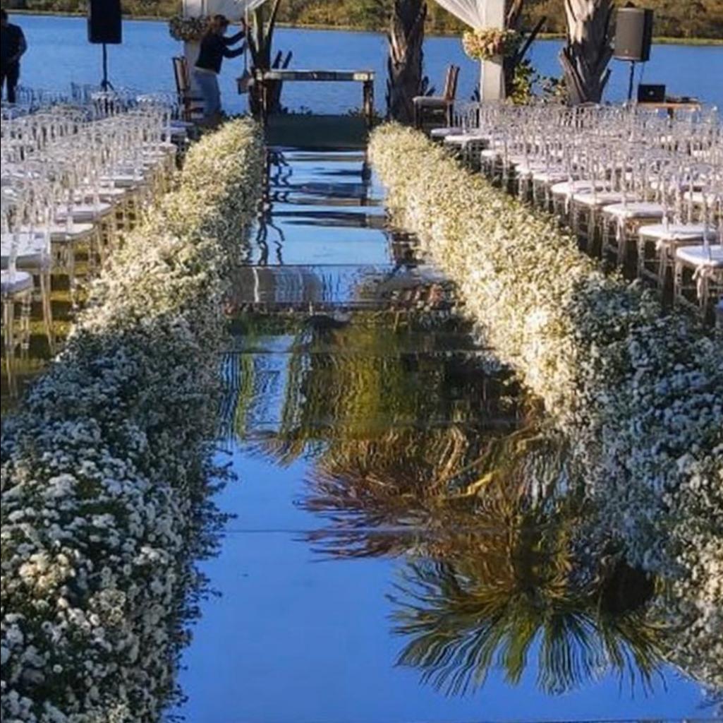 Tapete espelhado para noiva