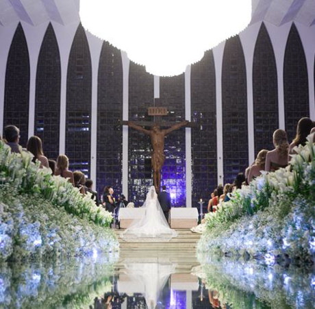 Passarela espelhada personalizada