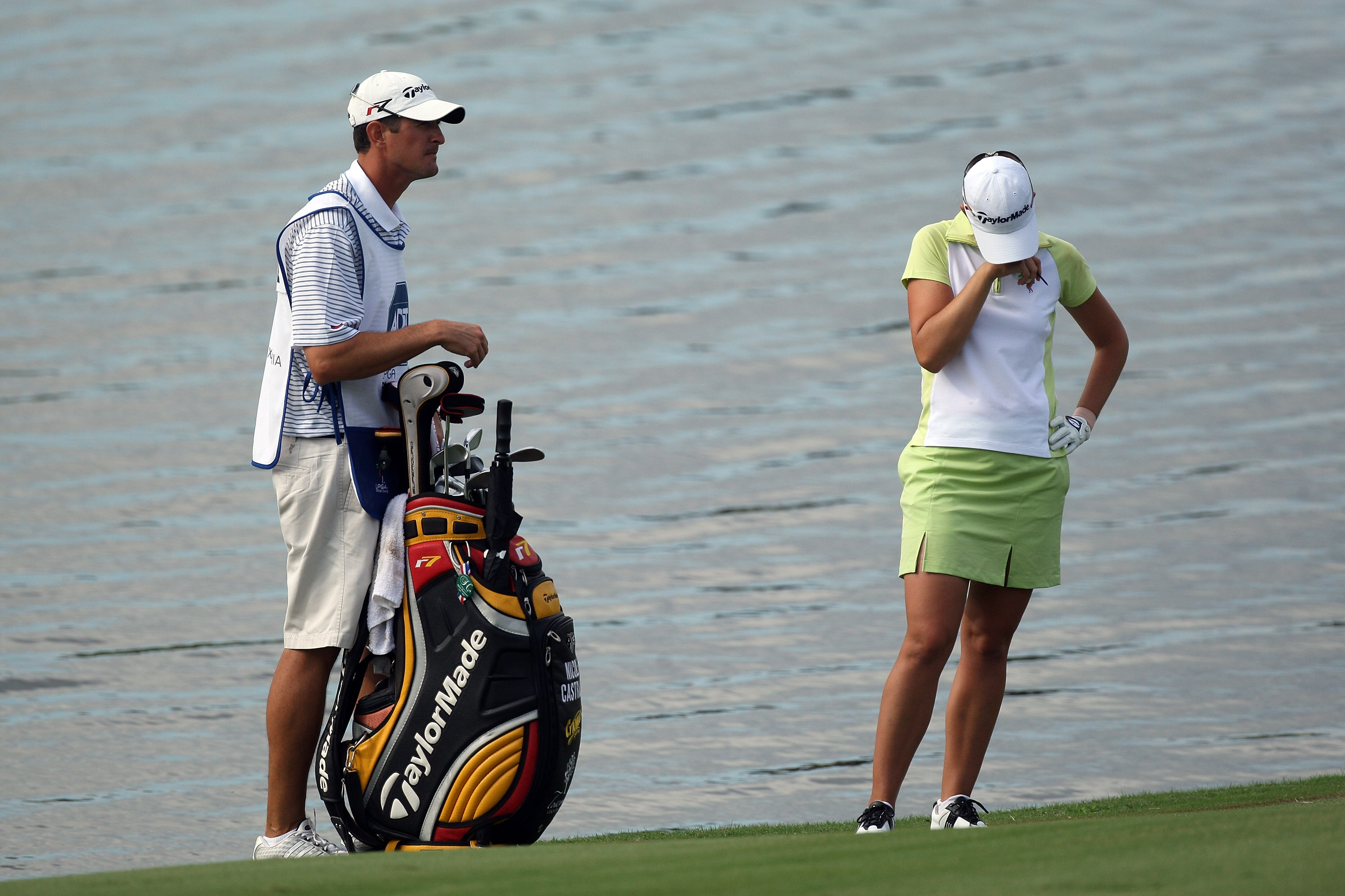 Guia Completo: Como Escolher o Anel de Noivado Perfeito para o Pedido