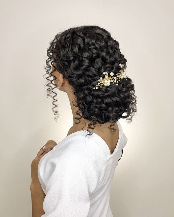 penteado noiva cabelo cacheado inspiração
