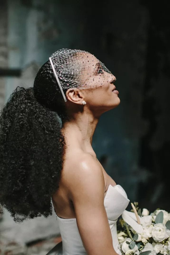 inspiração penteado noiva cabelo cacheado