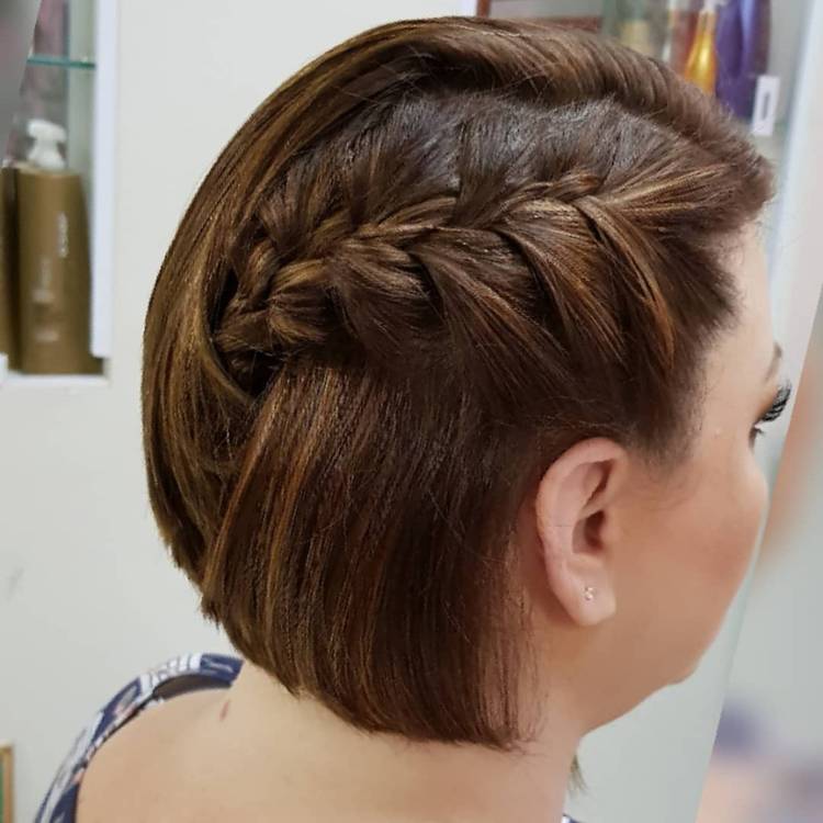 penteado chanel com franja