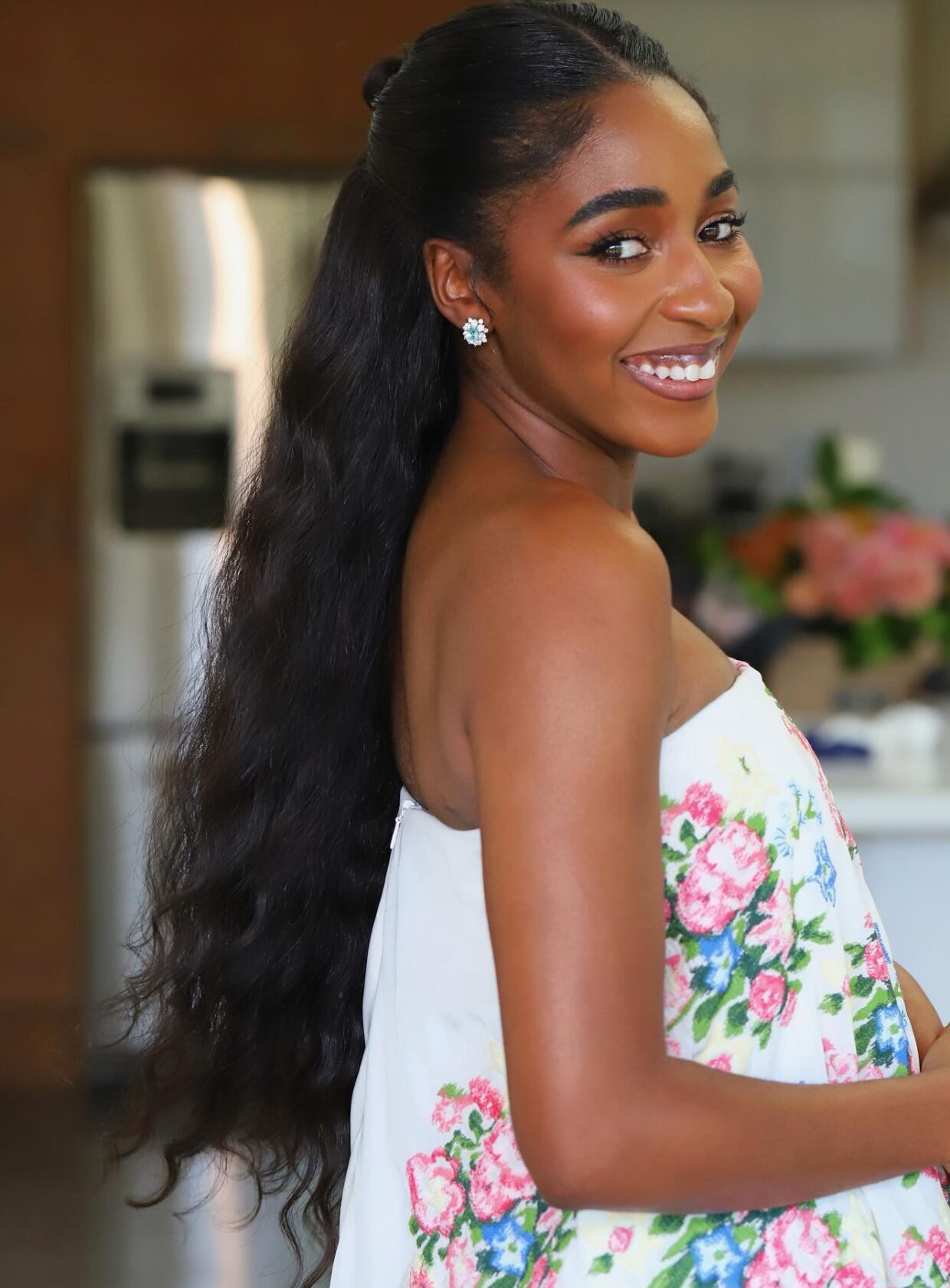 penteado semi preso vs coque baixo casamento campo