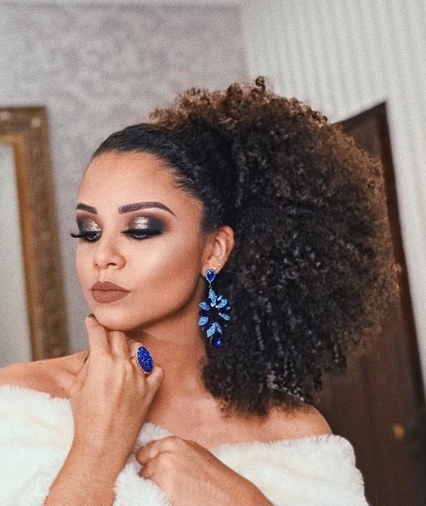 Como Fazer Umectação Noturna para Cachos Perfeitos no Dia do Casamento