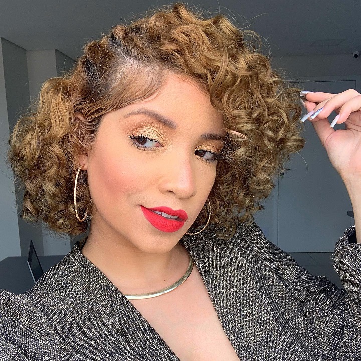 ideias de penteados para cabelos curtos com ondas