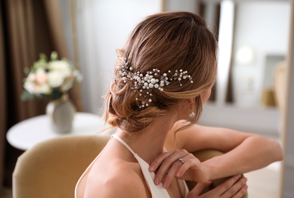 Acessórios de Cabelo para Noivas: Guia Completo para o Casamento Civil