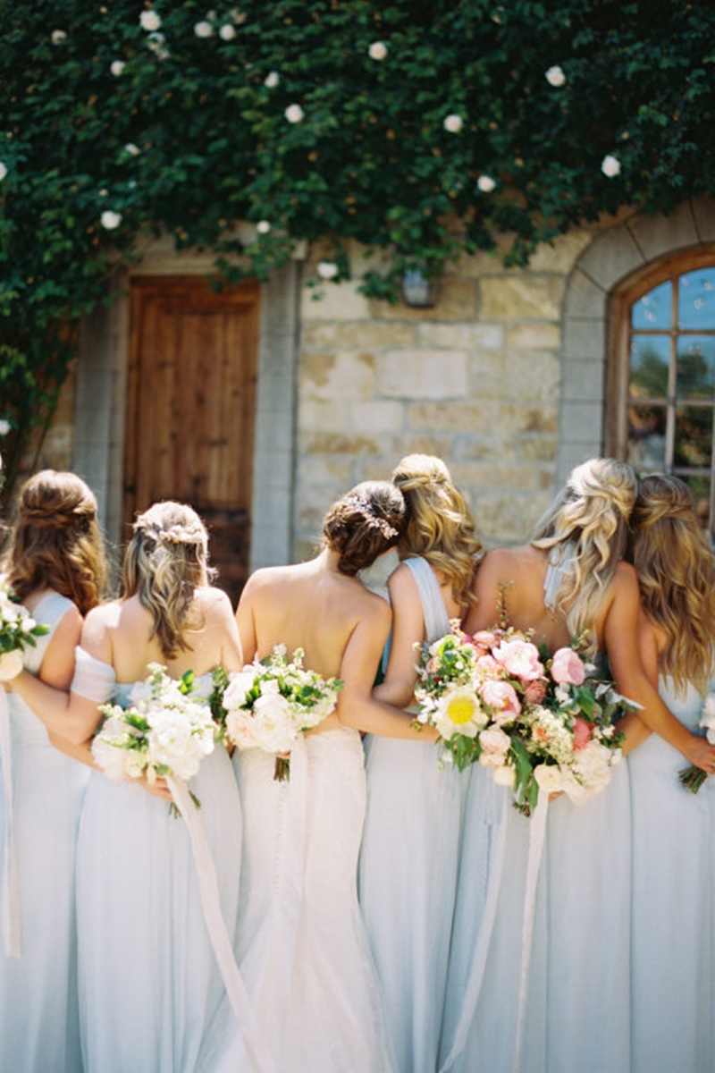 Penteados Soltos para Madrinhas: Elegância e Modernidade