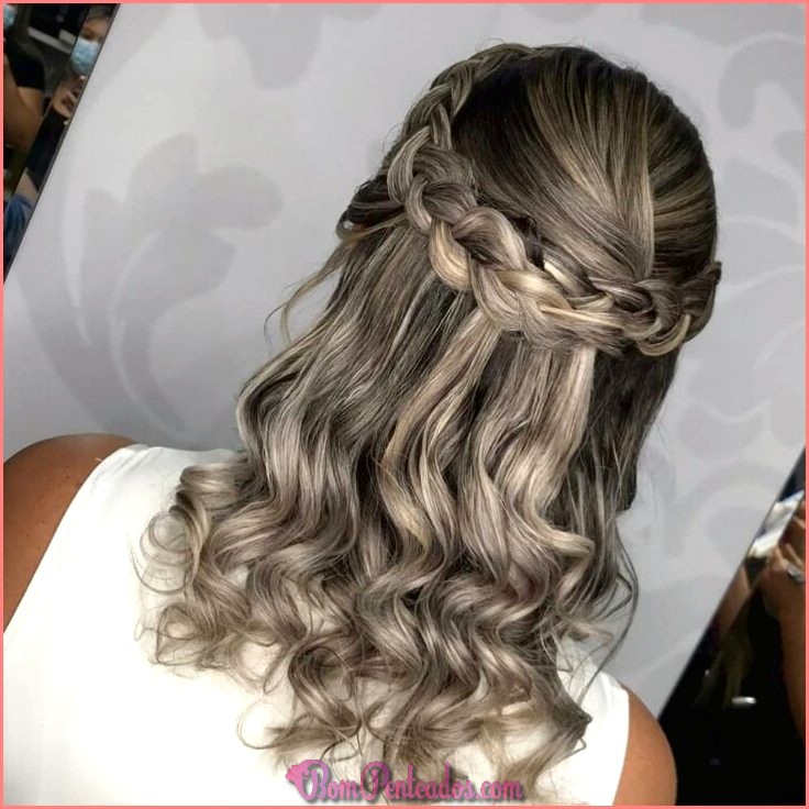 penteados para mãe da noiva cabelo médio