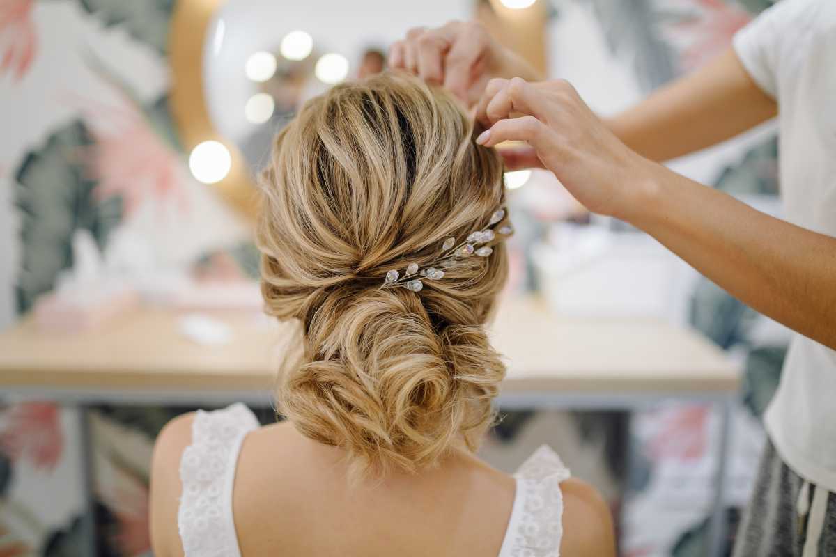 penteados para mãe da noiva cabelo fino