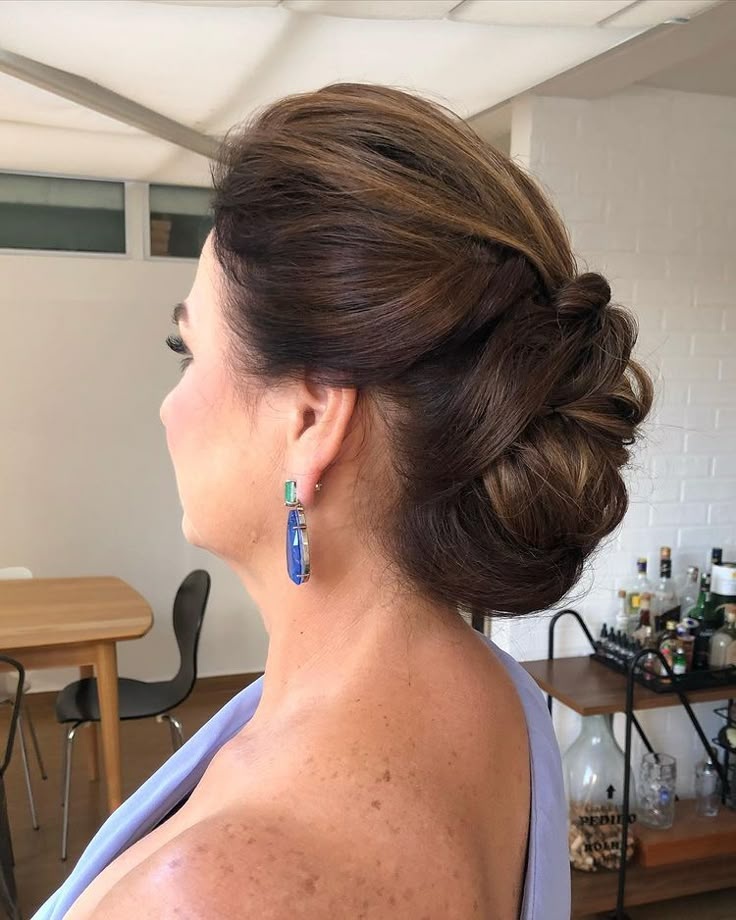 penteados para mãe da noiva cabelo fino