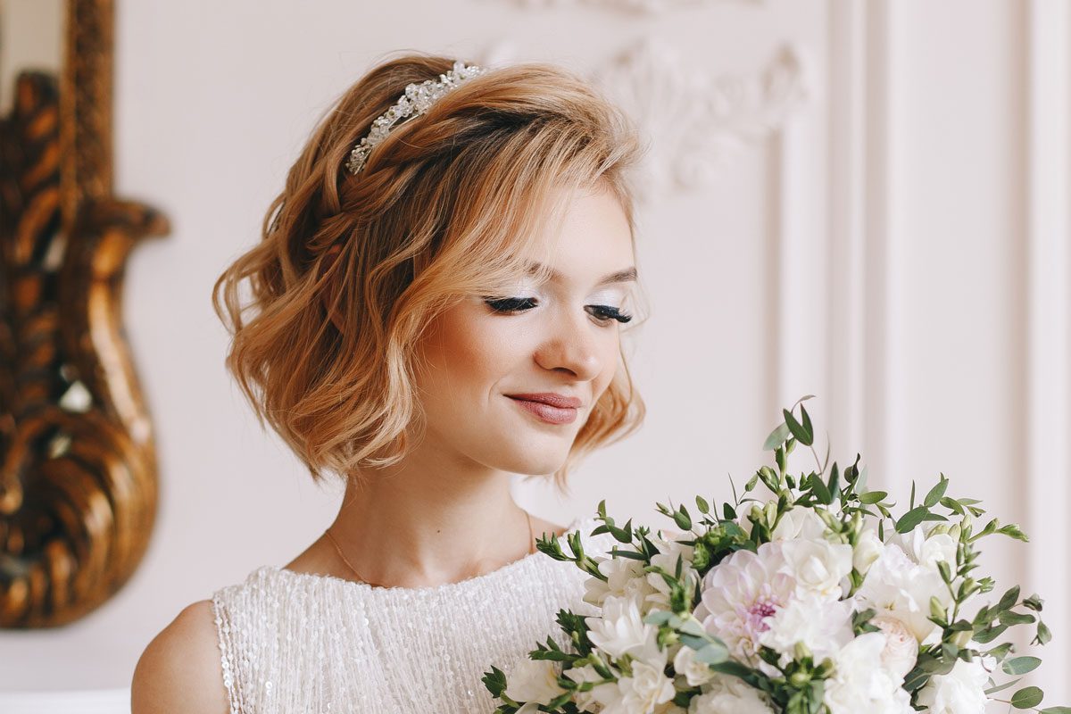 Como Escolher o Acessório Perfeito para Noivas de Cabelo Curto