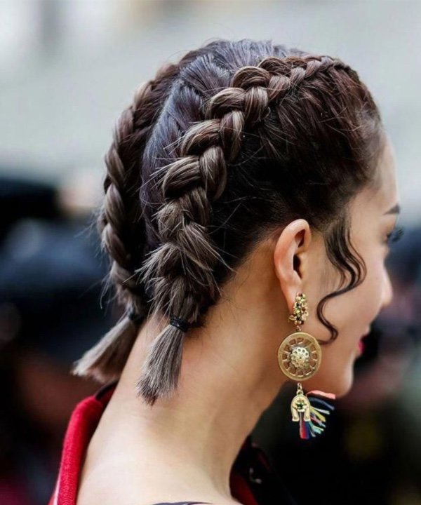 penteados para cabelo curto liso elegante