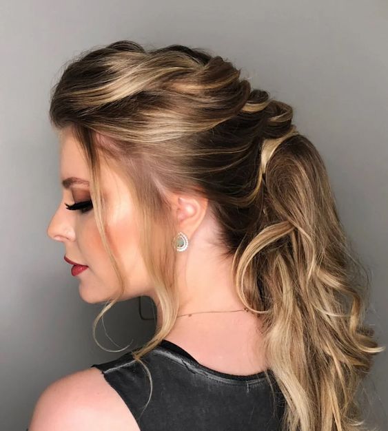 Maquiagem para Mãe do Noivo: Dicas para Harmonizar com o Penteado